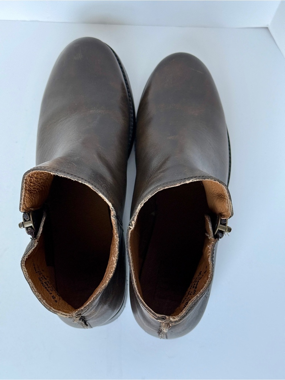 FRYE Women’s 9 Dark Brown Leather Booties Outside Zip MADISON MOTO SHOOTIE - Picture 7 of 16